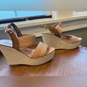 Raffia wedges